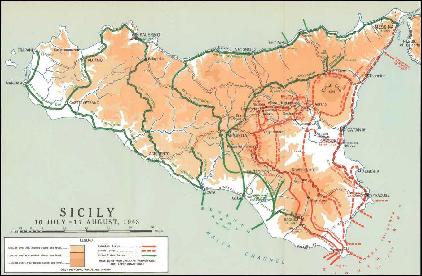 Une carte de l’île de la Sicile montre où sont débarquées les forces alliées avant de poursuivre leur avancée vers l’Italie continentale.